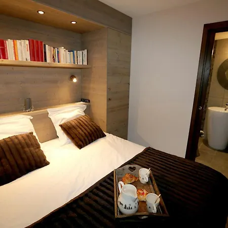 Apartment 4 Pieces Pour 8/9 Personnes, Expose Sud, Au Centre De Valloire, Proche Telecabine Et Loisirs - Fr-1-263-216
